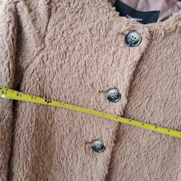 Vero Moda Faux Fur Short Teddy Jackets size X-Small - Picture 6 of 7